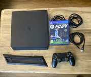 Konsola PS4 PlayStation 4 Slim 500Gb + gra + podstawka