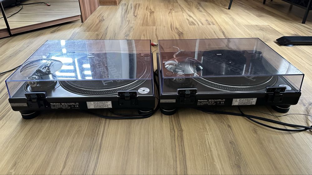 2x Technics SL-1210 MK2 gramofon + Behringer DJX700 mixer