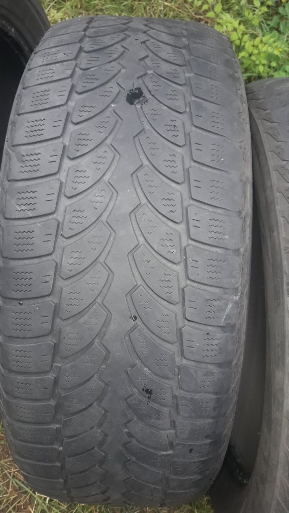 Авто -Шини -225/55 R18 Blizzak  літо 260гр договірна (плитка)