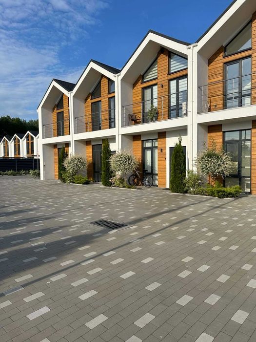 Продаж  таунхаусу PRYDESENNYA ECO VILLAGE с.Рожни на березі Десни;