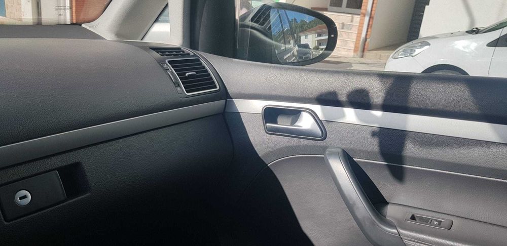 VW Touran 7 lugares