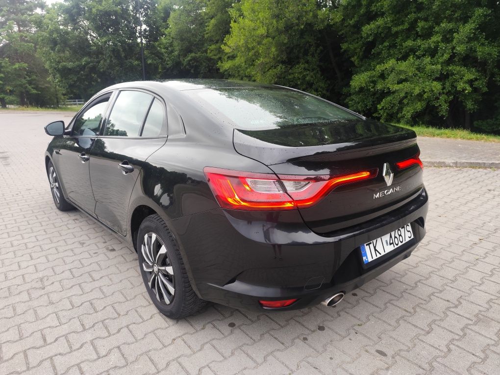Renault Megane IV 1.6 Benzyna sedan LED