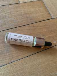 Make Up Revolution baking oil nowy