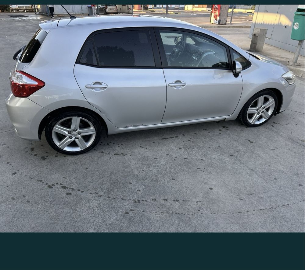 Toyota auris 1.4 2011
