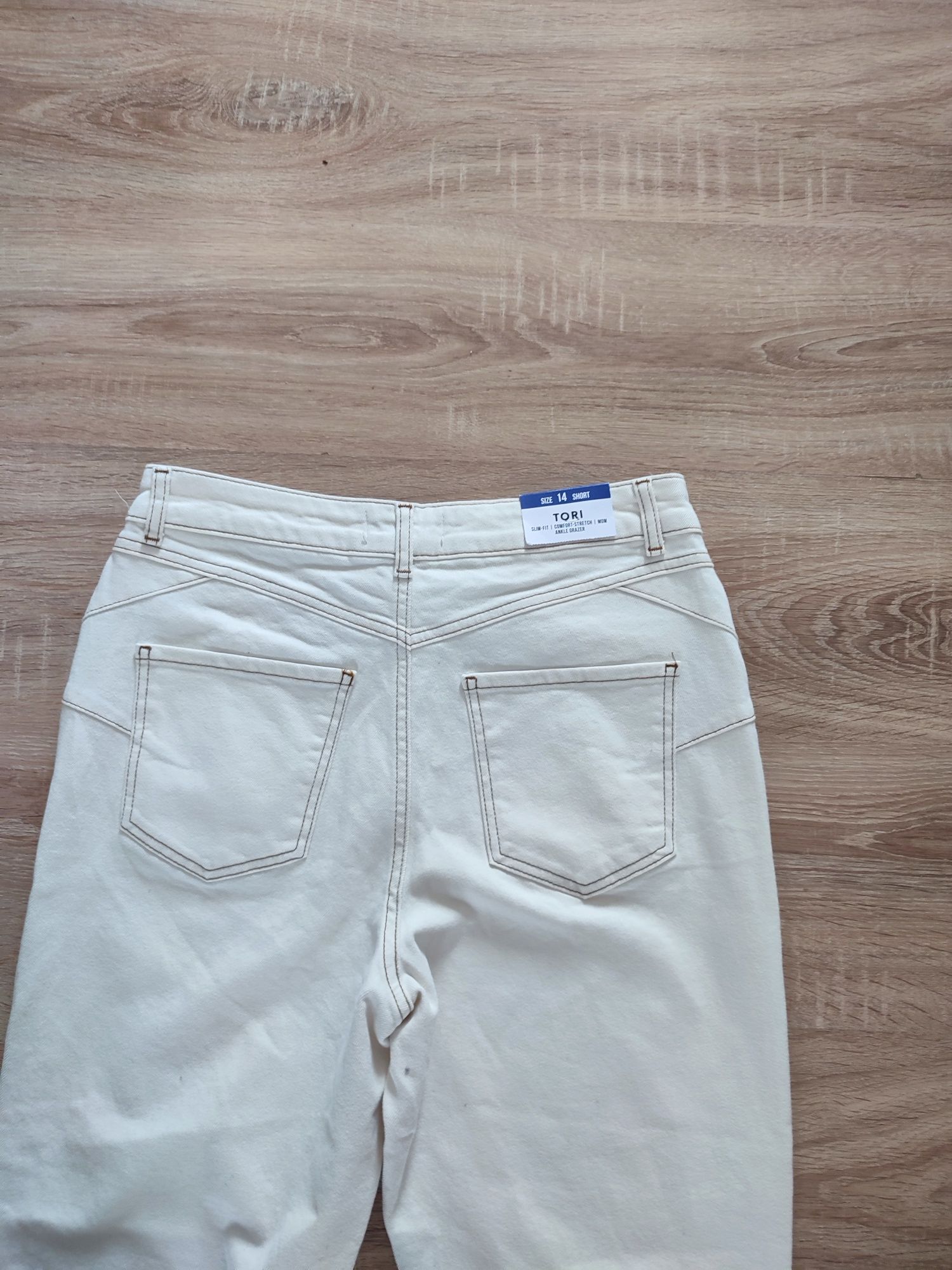 Spodnie Mom jeans