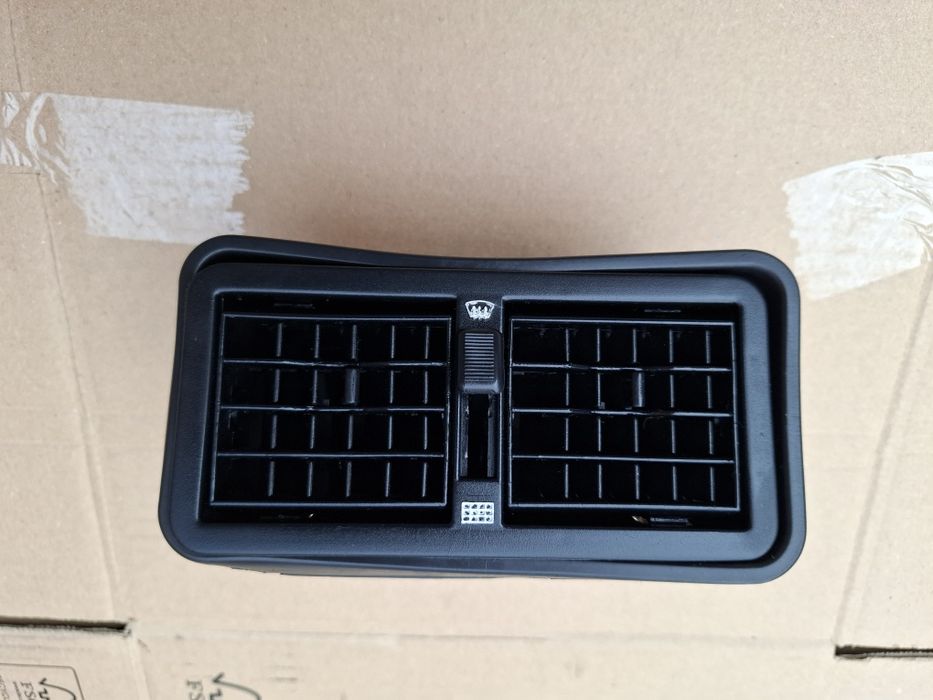 Kratka nawiewu powietrza kratki Fiat 126p Maluch