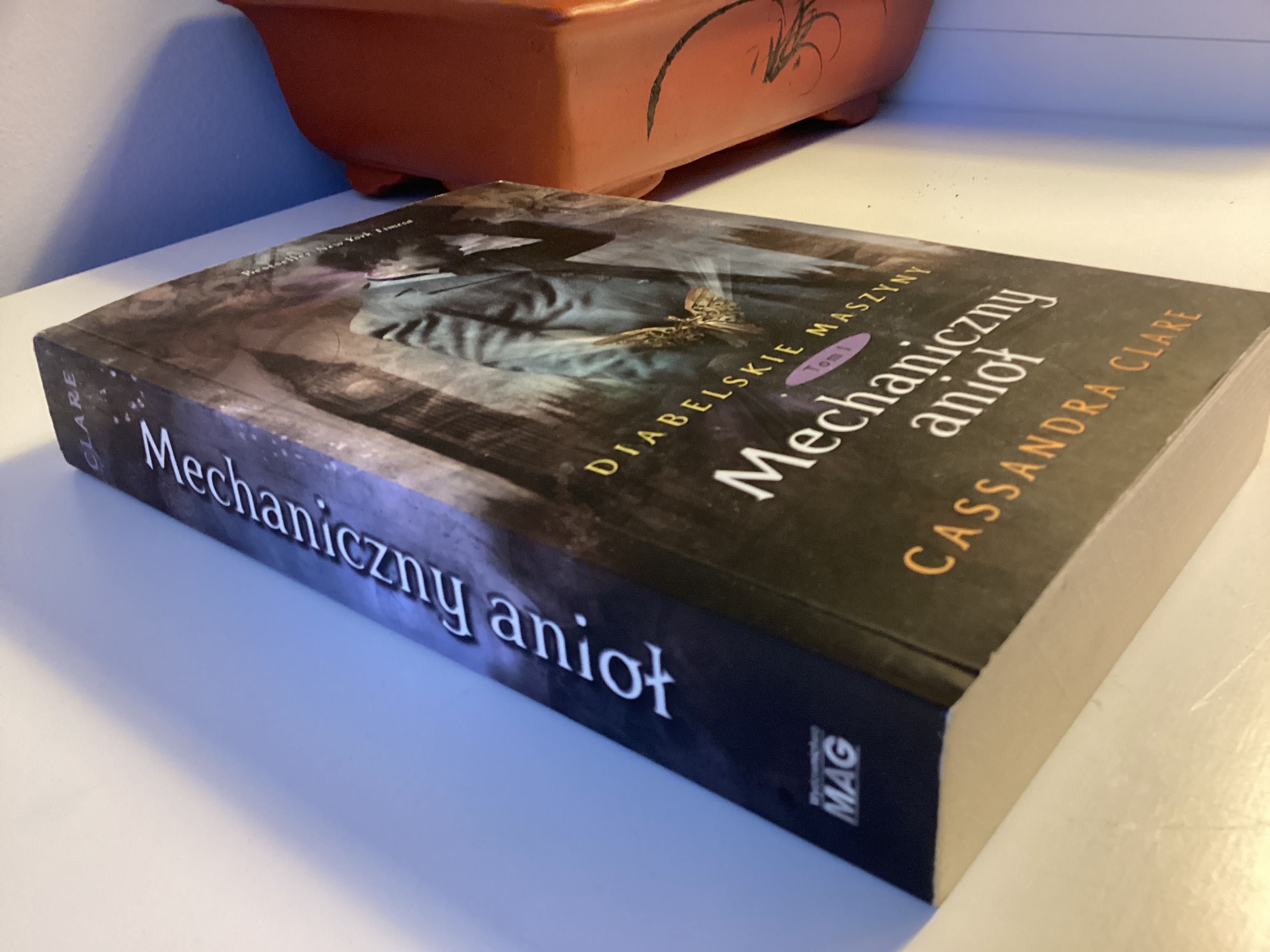 „Mechaniczny anioł- diabelskie maszyny” Cassandra Clare