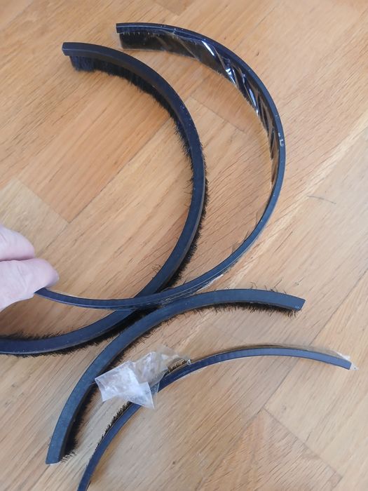 Щітки 225. Жираф.