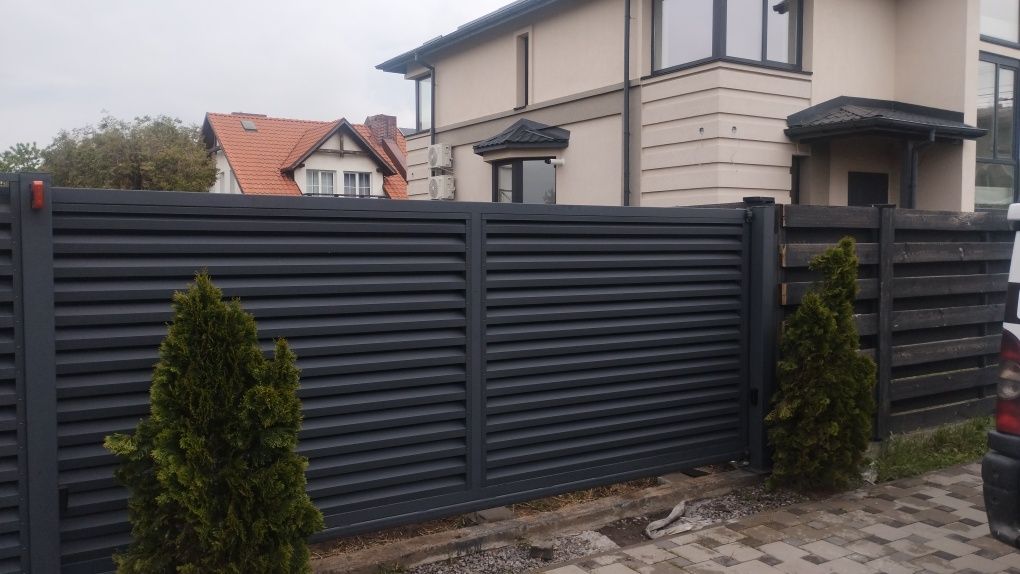 Забор паркани жалюзі горизонтальні паркани  під ключ ворота відкатні