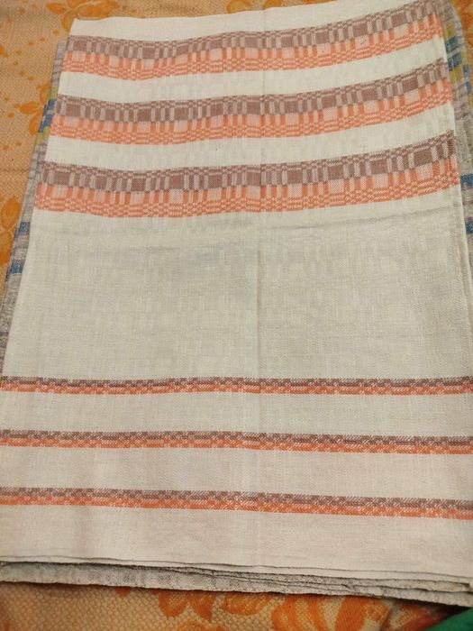 Льняные и вафельные полотенца