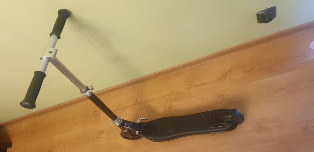 Hulajnoga elektryczna