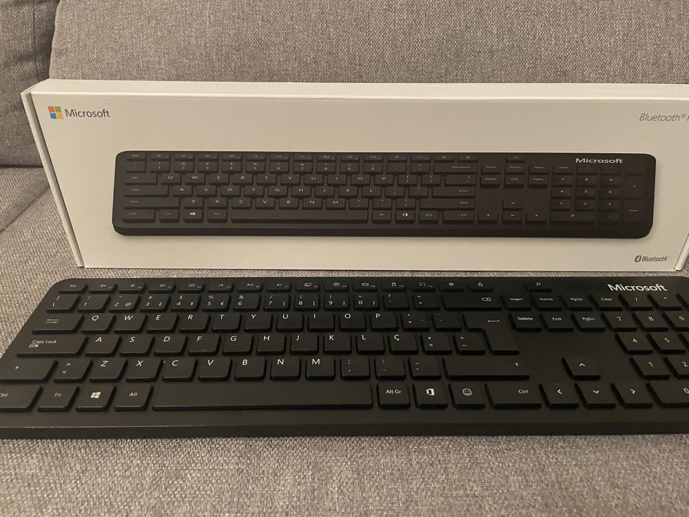 Teclado Microsoft Holgate Bluetooth