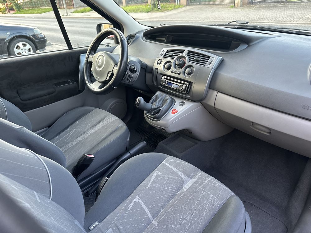 Renault Scenic II 1.5 DCI Lift doinwestowany za ponad 10 tys. Sprawdz!