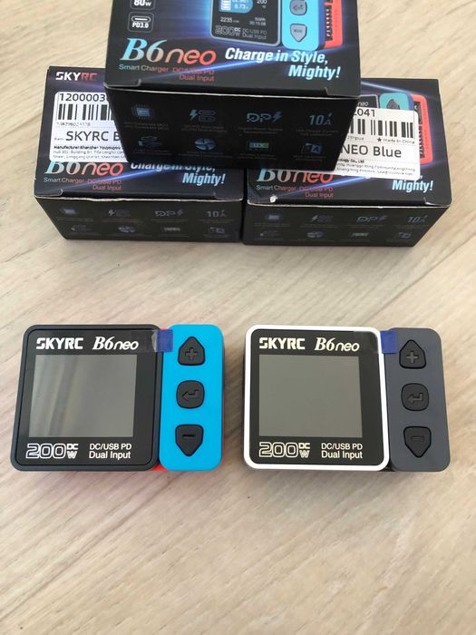 SKYRC b6neo, 200W 10A зарядне для дронів в збірок до 6S, є вхід TYPE-C