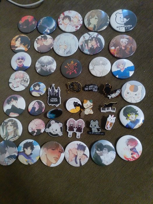 Аниме значки/ значки с котиками