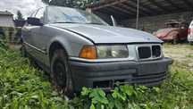 BMW E36 sedan 316i z małym przebiegiem
