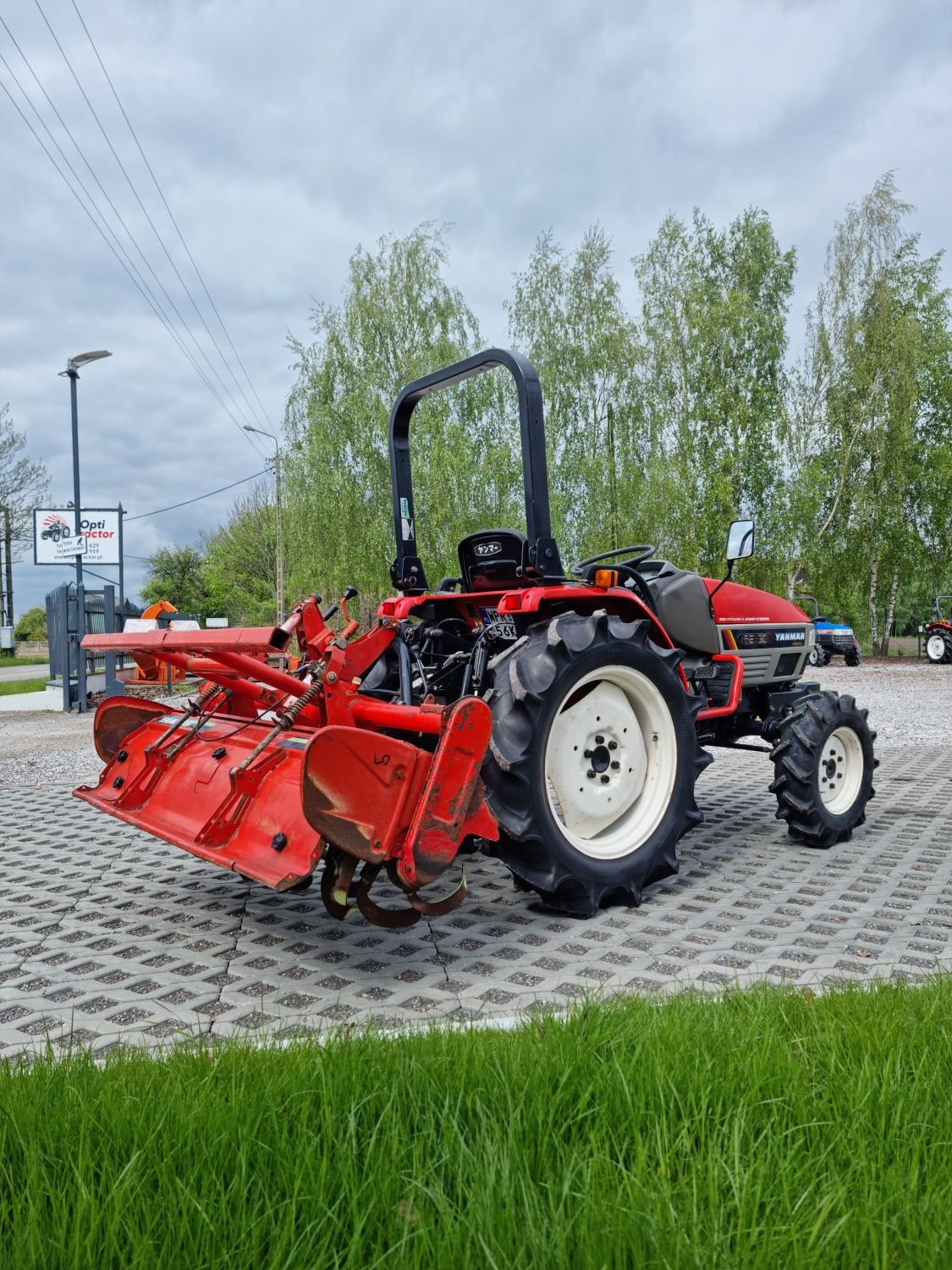 YANMAR F250 4X4 25KM Rewers Wspomaganie z Glebogryzarka ZAREJESTROWANY