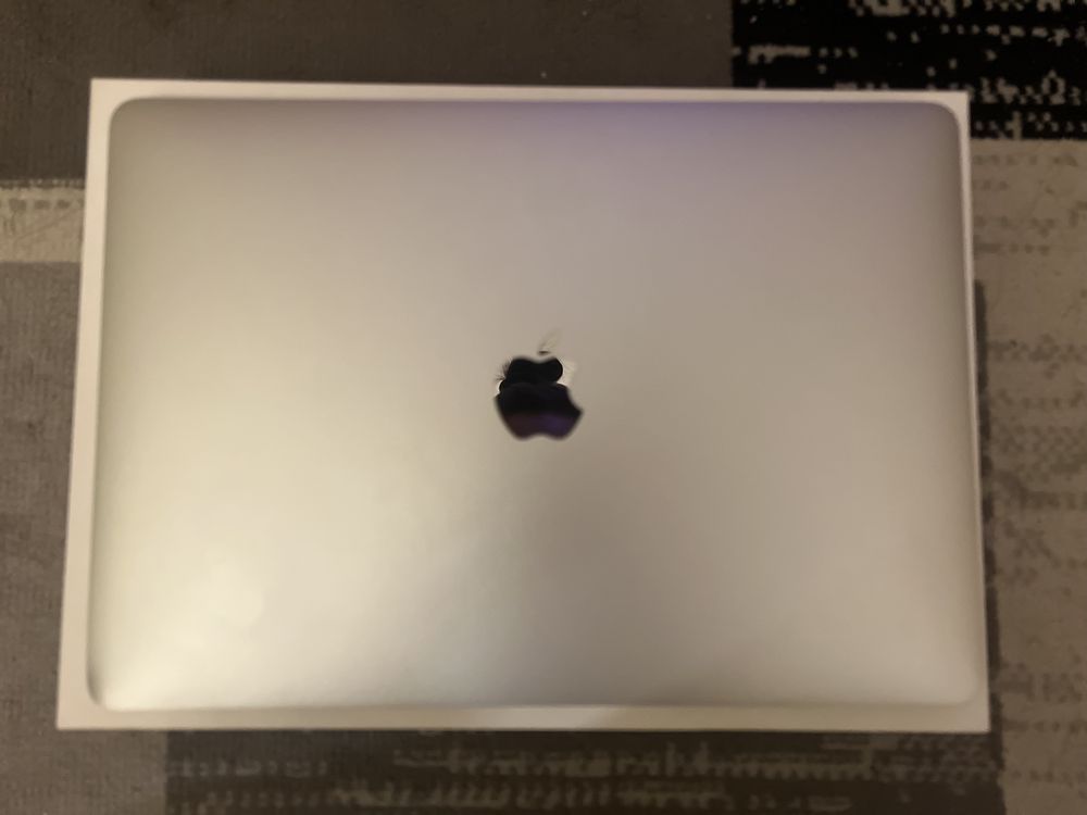 MacBook Pro2017 8/256 GB 390 cykli (A1708)
