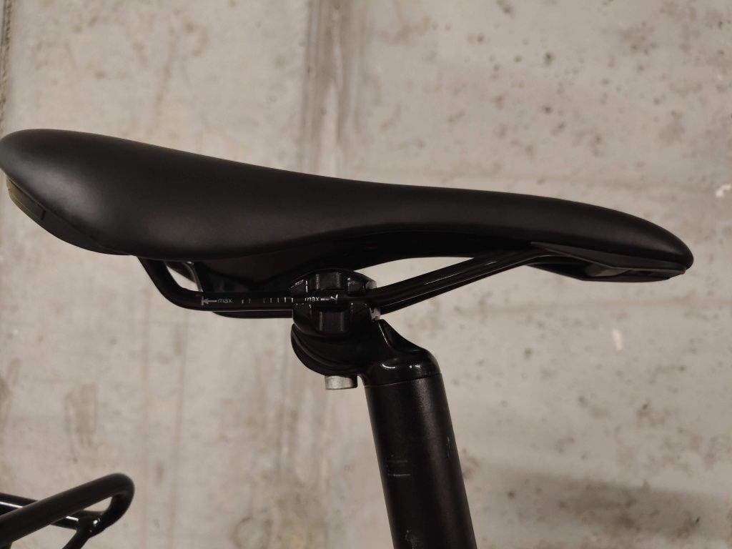Rower  górski  LIV Tempt 3 29”. Bagażnik Topeak