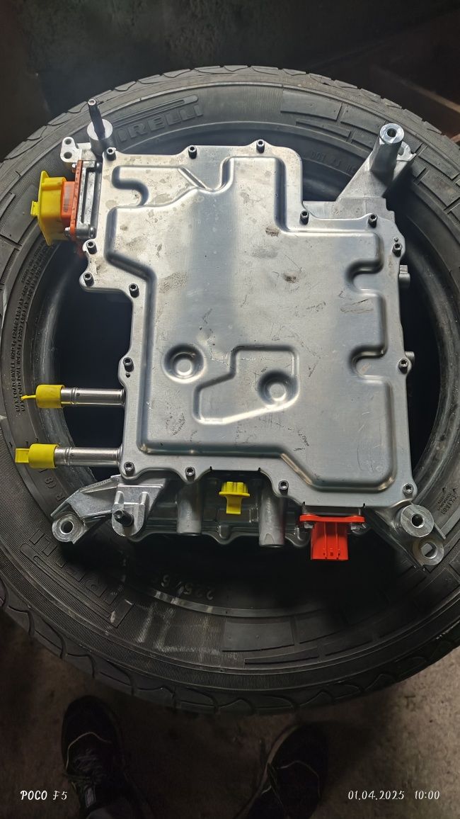TOYOTA BZ4X 2023 електро зарядка інвертор  INWERTER G9090-46010 ,