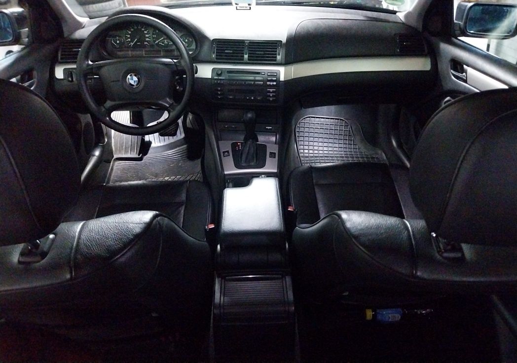 BMW E46 325i 192KM 2002