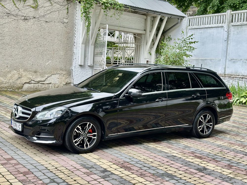 Продам W212,2016 рік.