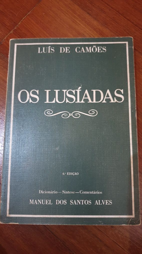 Os Lusíadas de Luís de Camões - versão resumida