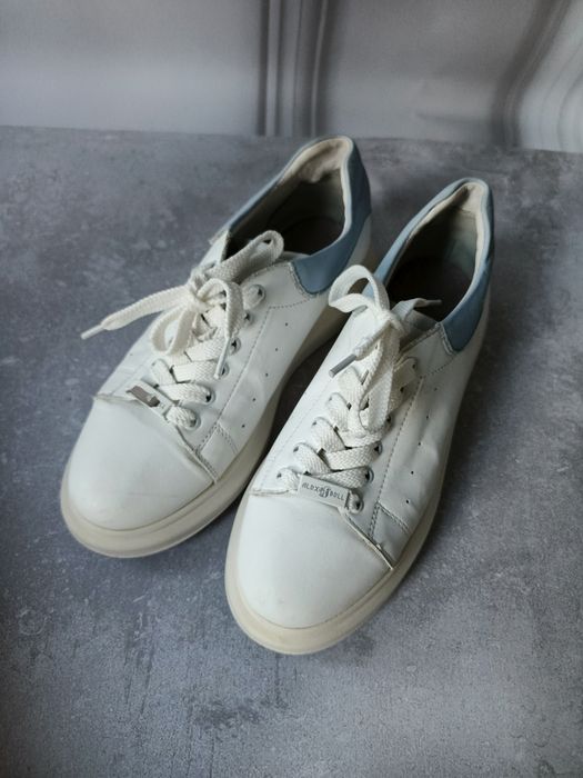 Шкіряні жіночі кеди