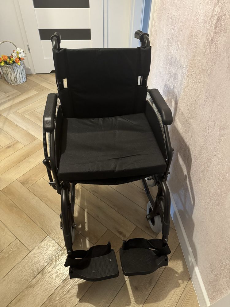 Sprzedam Wózek Inwalidzki Aluminiowy Everyday-TIM Jak Nowy