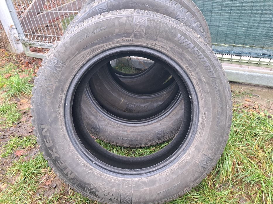 Opona zimowa 225/65R17