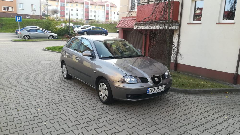 Sprzedam Seata Ibizę oszczędna benzyna