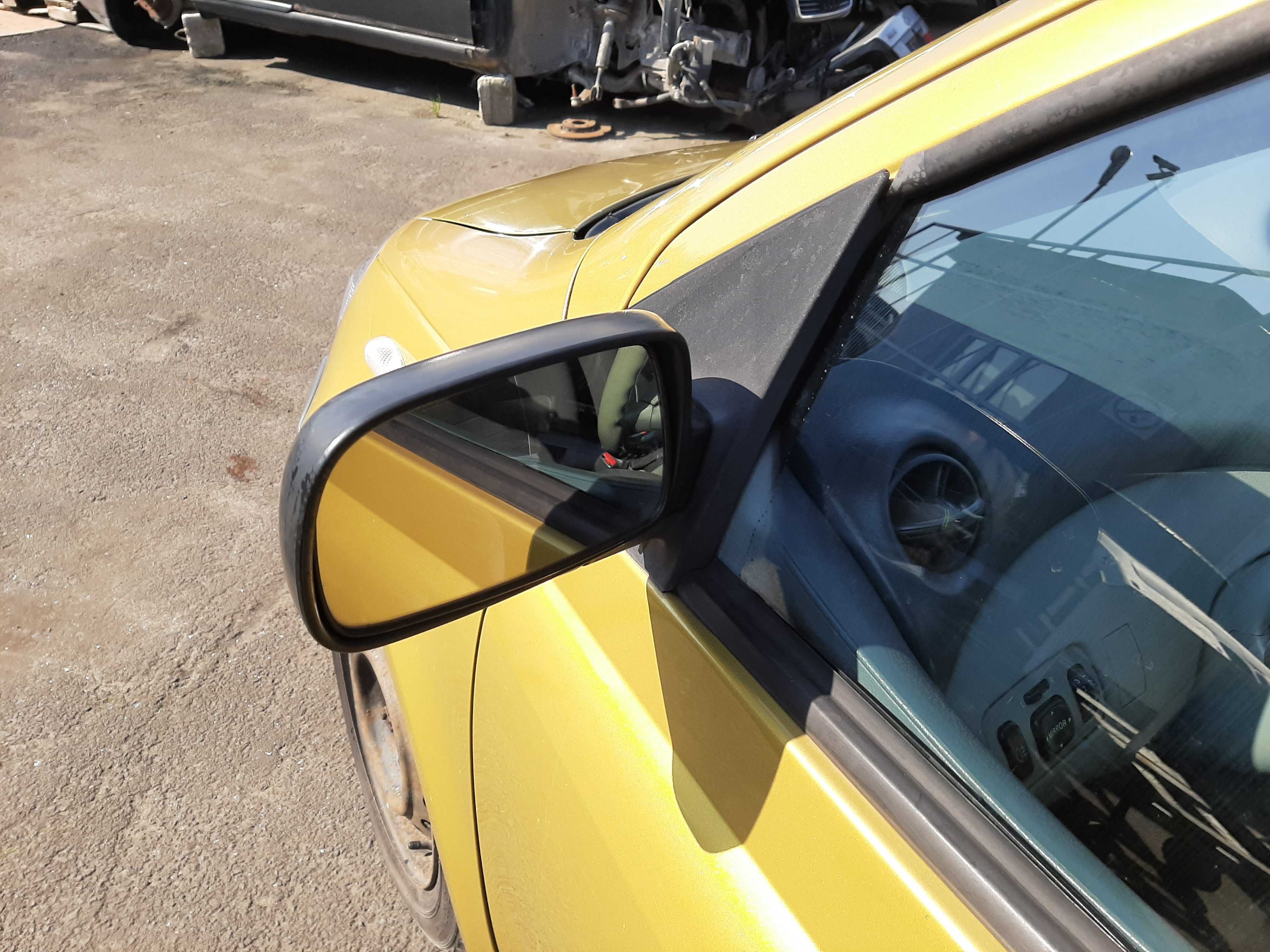 Toyota Yaris I 1.0VVT-i 5D 2000r.
Lusterko zewnętrzne lewe