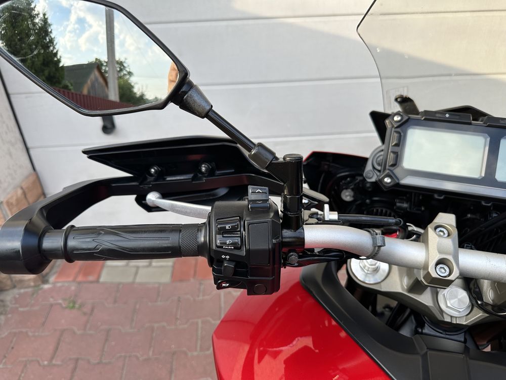 Японский мотоцикл Yamaha MT09 Tracer