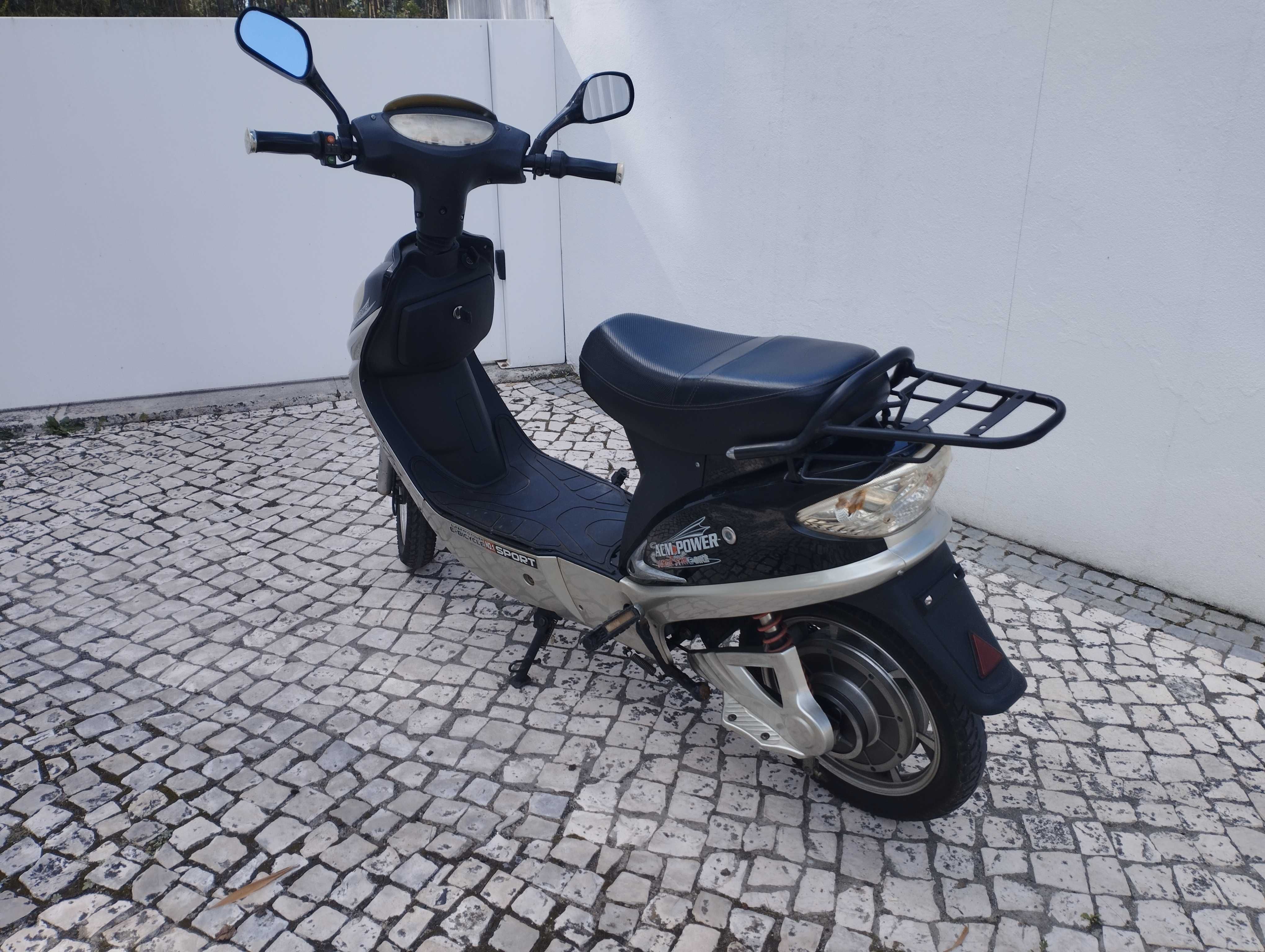 Bicicleta elétrica