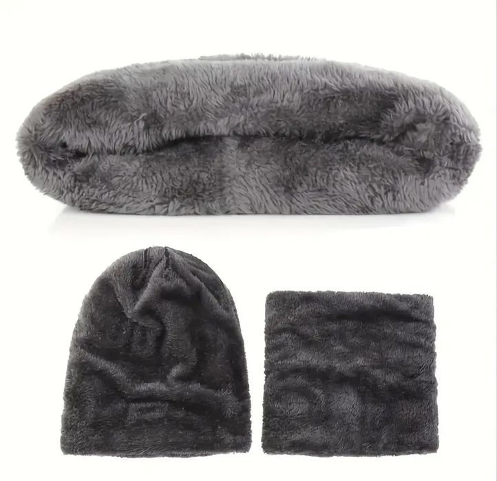 Conjunto de acessórios de Inverno com 4 Peças. Novo.