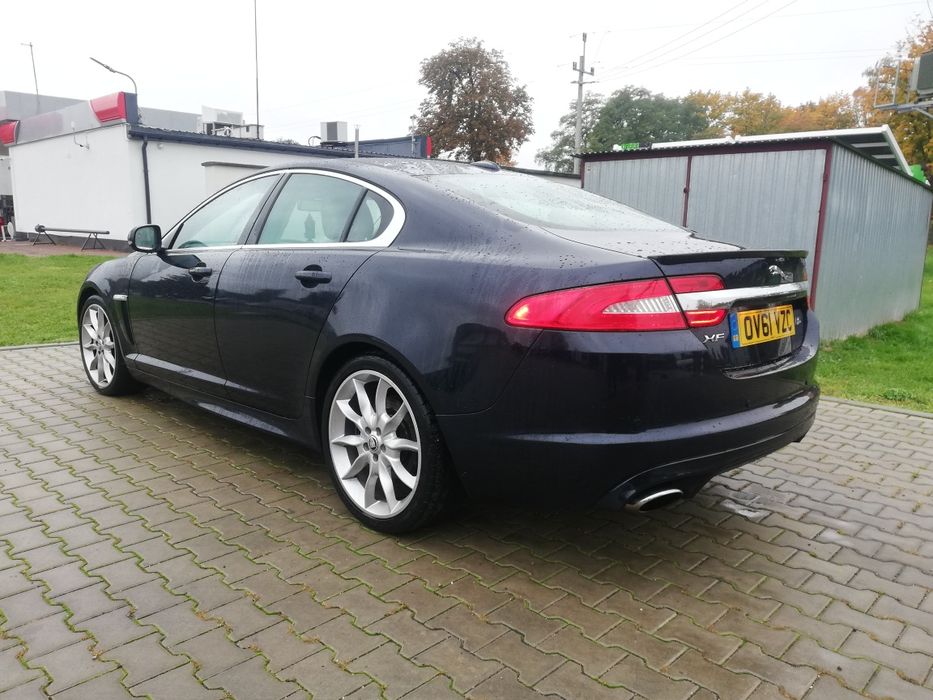 Jaguar XF S lift 3.0D 306DT skóry bixenon JGJ alufelgi 20"