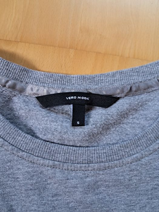 Dresowa sukienka Vero Moda rozmiar S