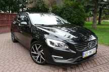Volvo V60 Xenon Alcantara 2,4 D5 AWD 235KM 480 Nm Automat alu 18 CZARNA! Śliczna