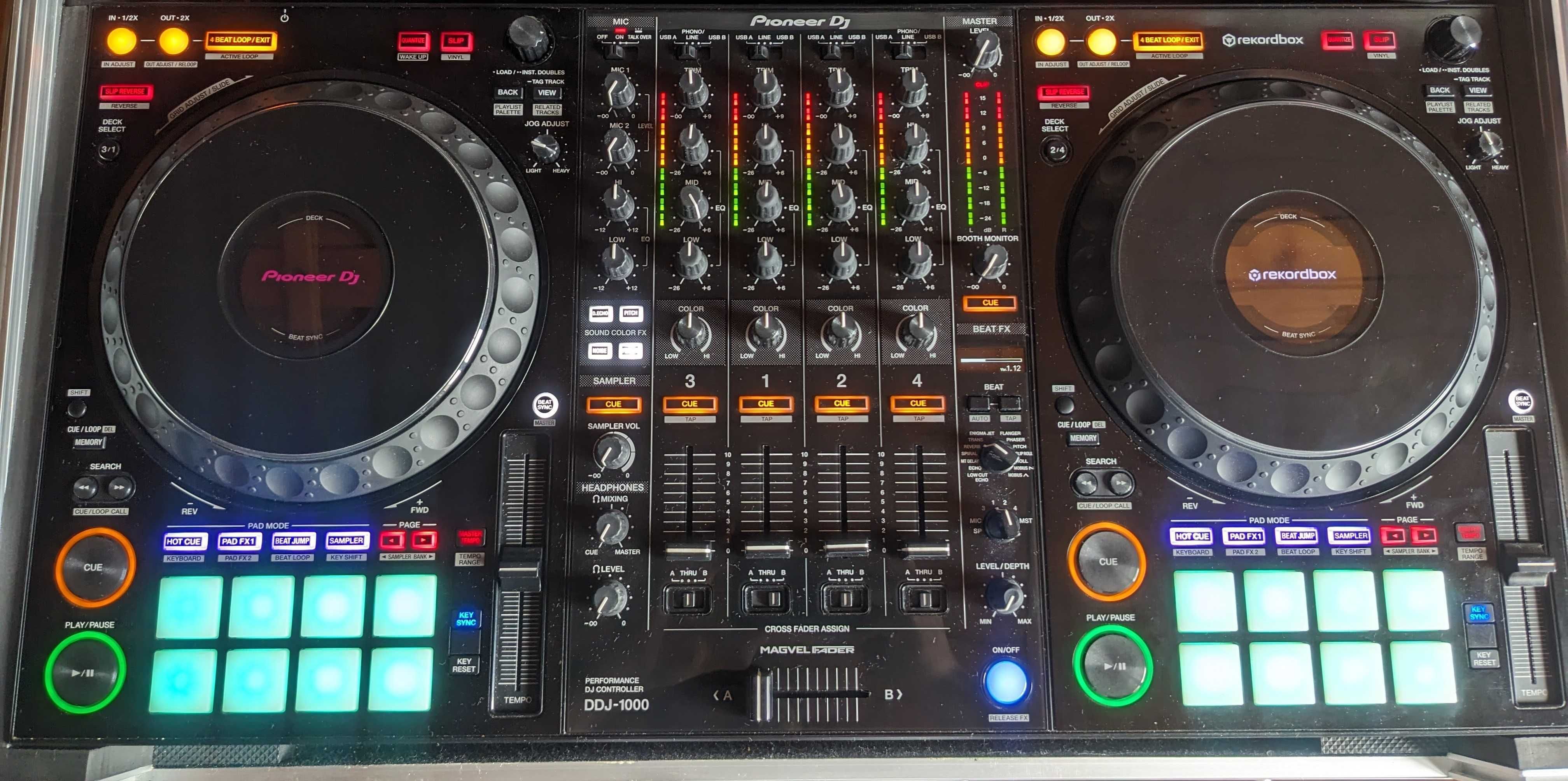 Pioneer DDJ-1000 kontroler DJ + decksaver + case