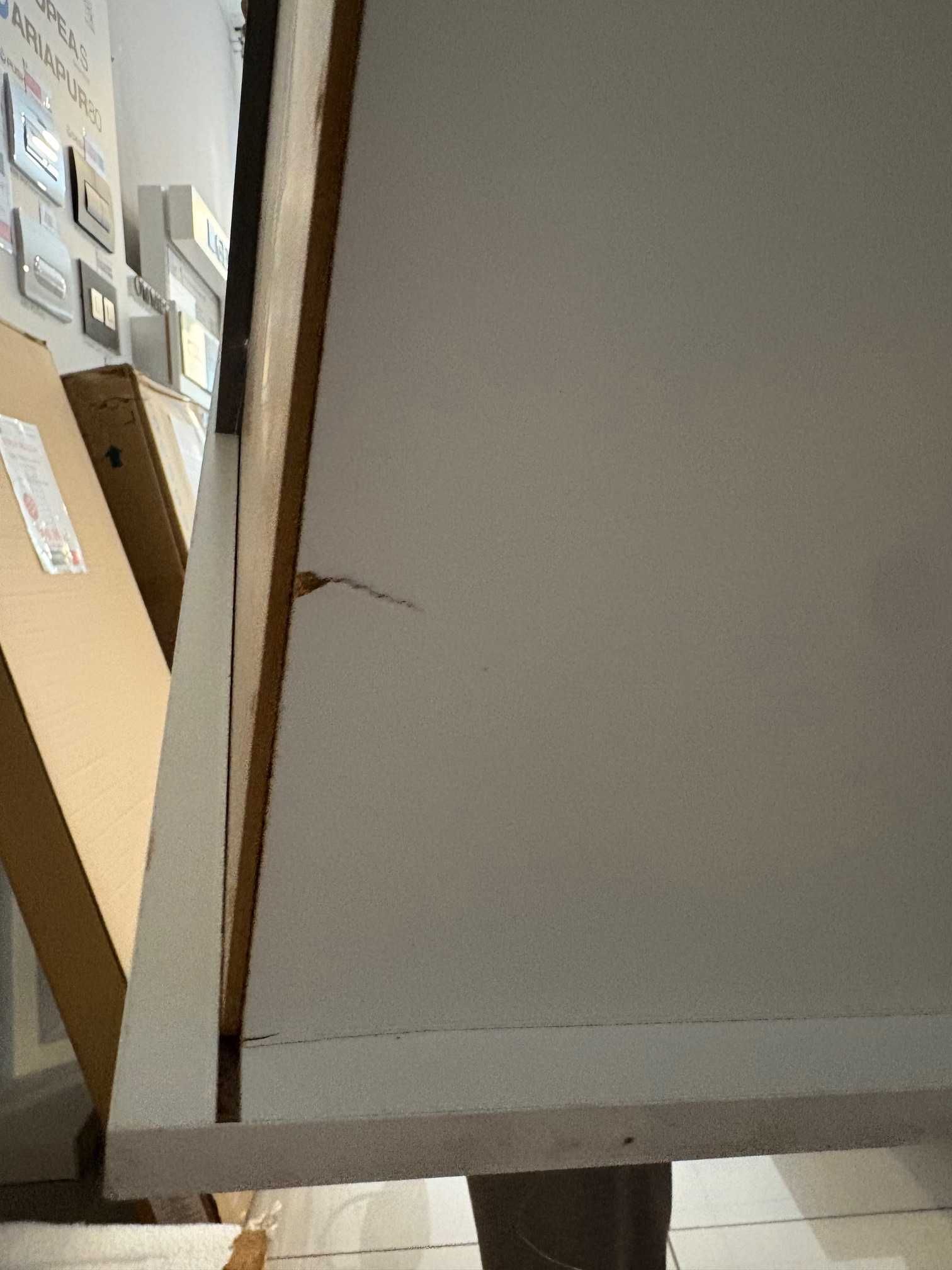 Szafka łazienkowa wisząca 60cm, biała, likwidacja ekspozycji.