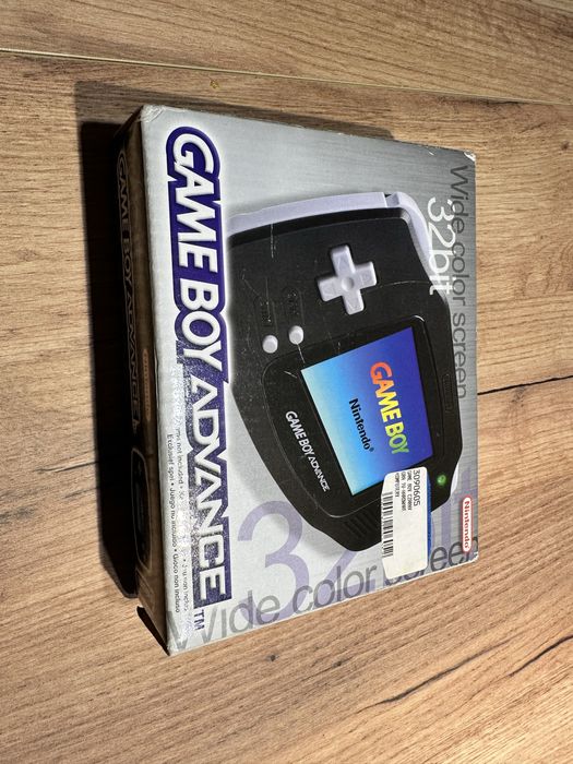 Game Boy Advance black - komplet, polska dystrybucja