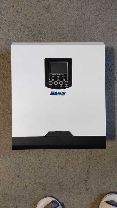 Гибридный инвертор солнечный EASUN 3kW 24V ISolar-SPS-3KW