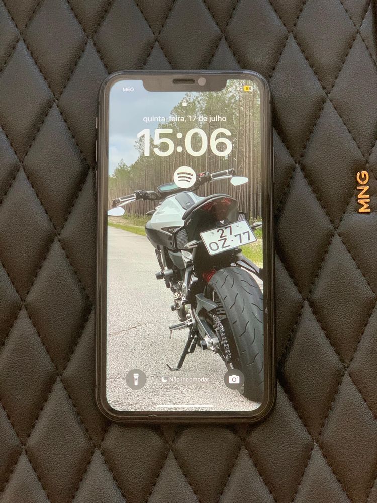 Iphone 11 - 64Gb