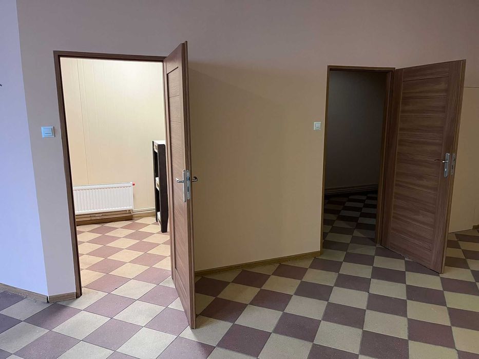 Wynajmę lokal biurowy 70m2  z magazynem  130 m2
