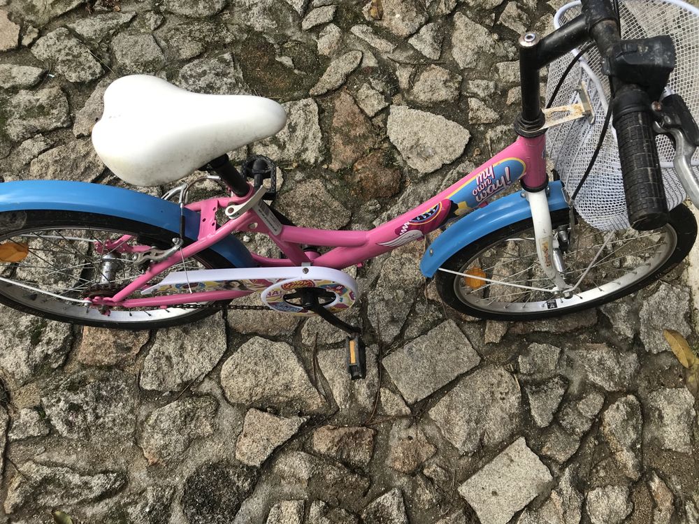 Bicicleta da soy Luna usada mas em muito bom estado Foi pouco usada