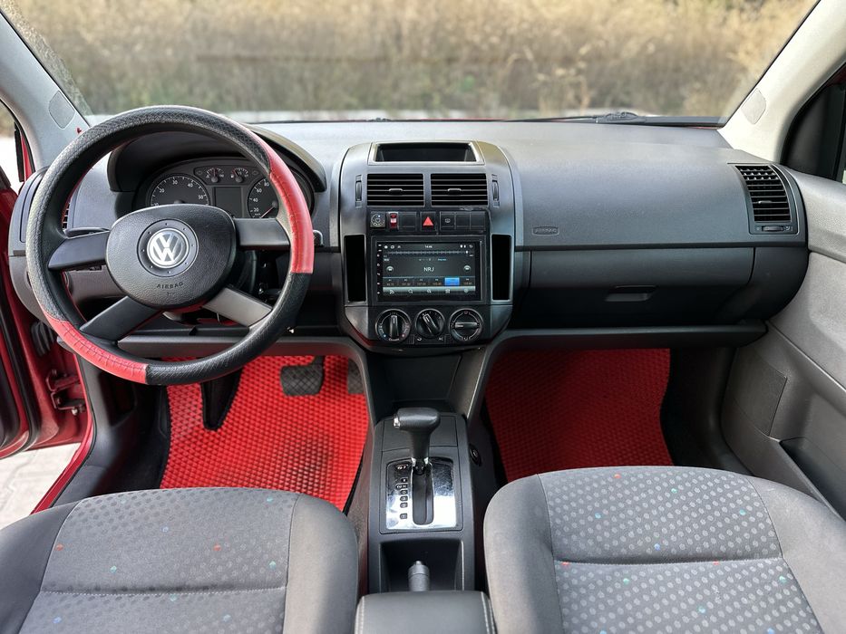 Поло Автомат 1.4 Газ-бензин