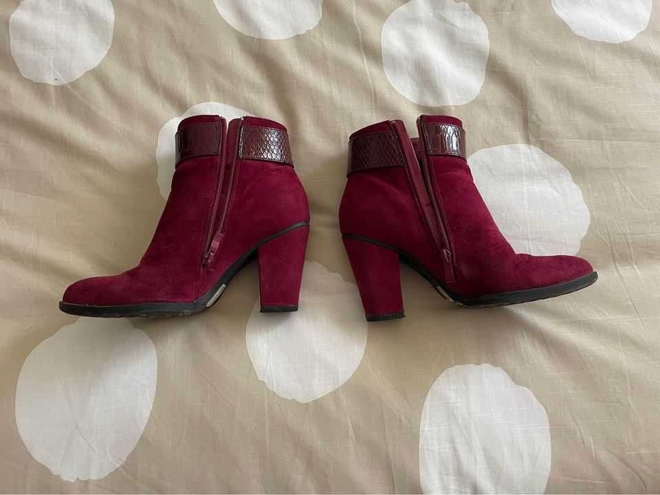 Botas em nobuk bordeaux, tamanho 37