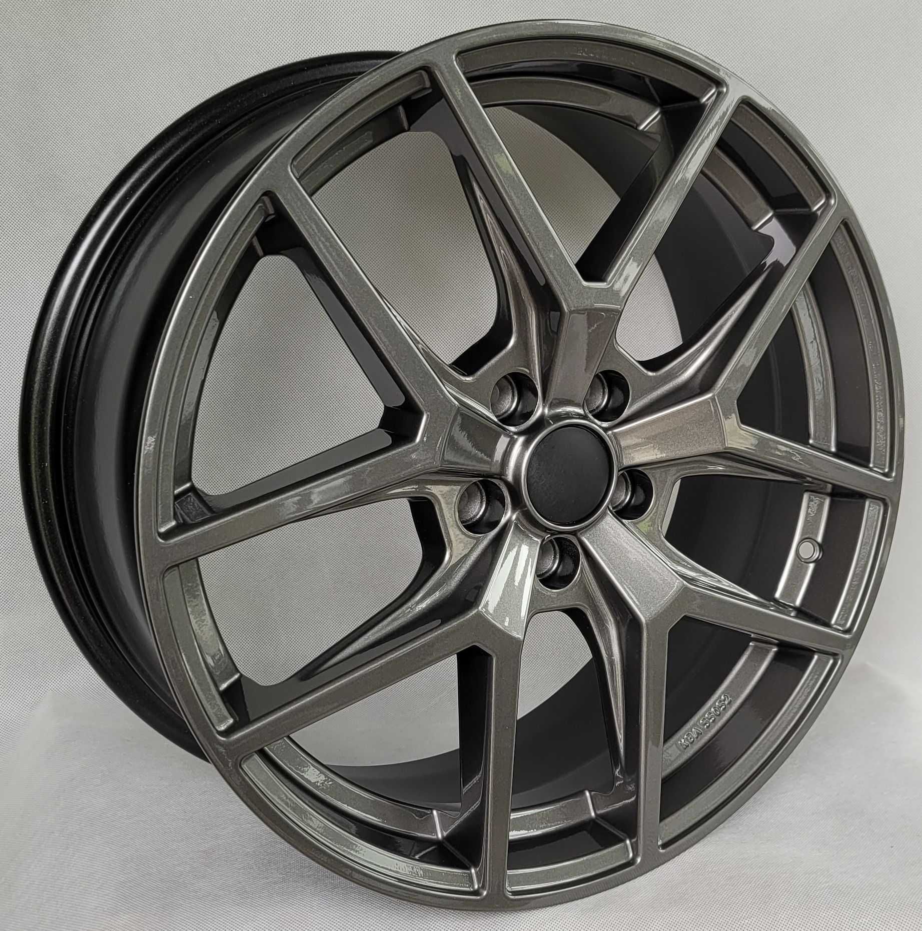 Felgi 19 Audi A4 B9 B8 A6 C7 C8 E-Tron Q3 8U F3 Q5 Seat Tarraco 5x112