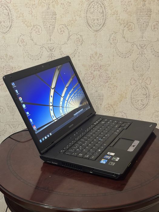 Ноутбук Toshiba Tecra S11 i5 vPro HDD 500GB