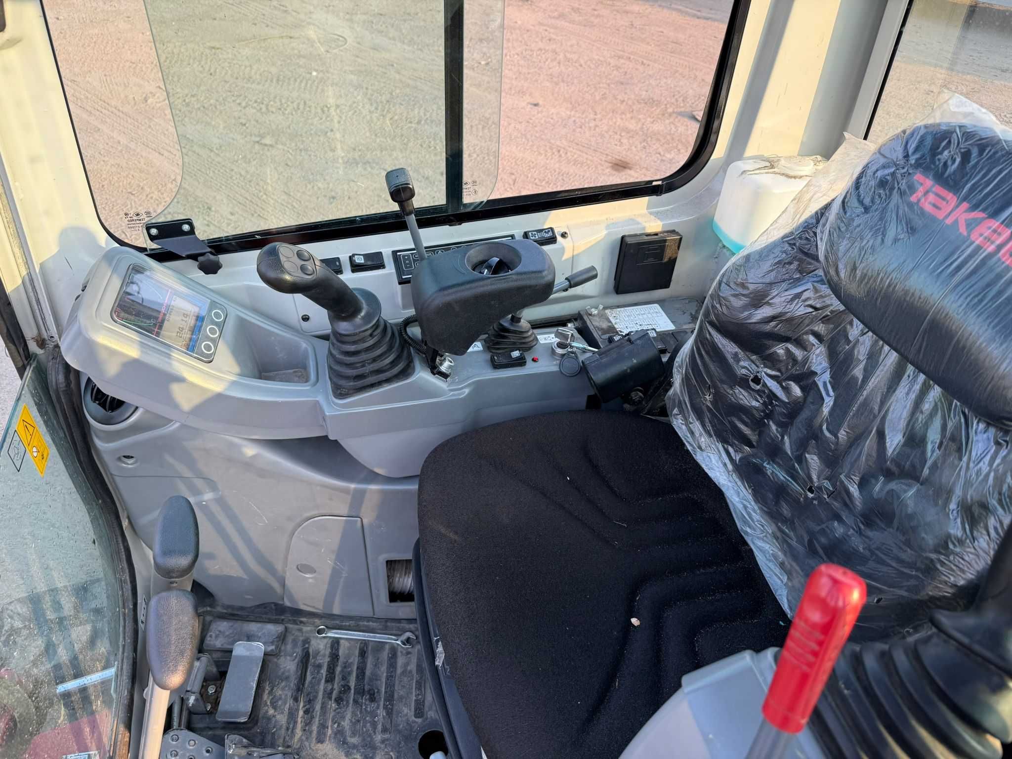 Minikoparka Takeuchi TB225 A V0 LSA